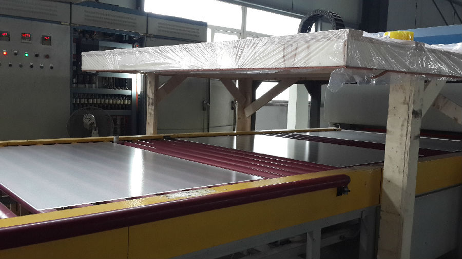 CONTINUOUS TEMPERING FURNACE AT MIGO GLASS