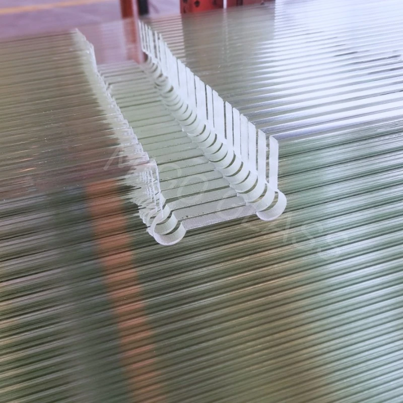 low iron patterned shower glass